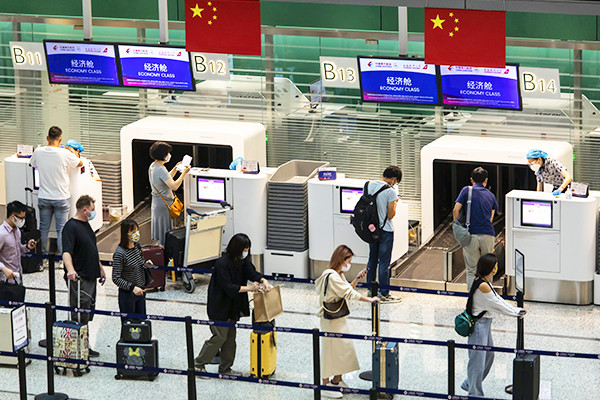 Trung Quốc mở cửa du lịch: Khách quốc tế miễn cách ly, chỉ cần xét nghiệm âm tính