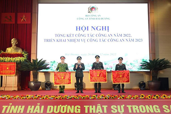 Công an tỉnh Hải Dương được Thủ tướng tặng Cờ thi đua xuất sắc