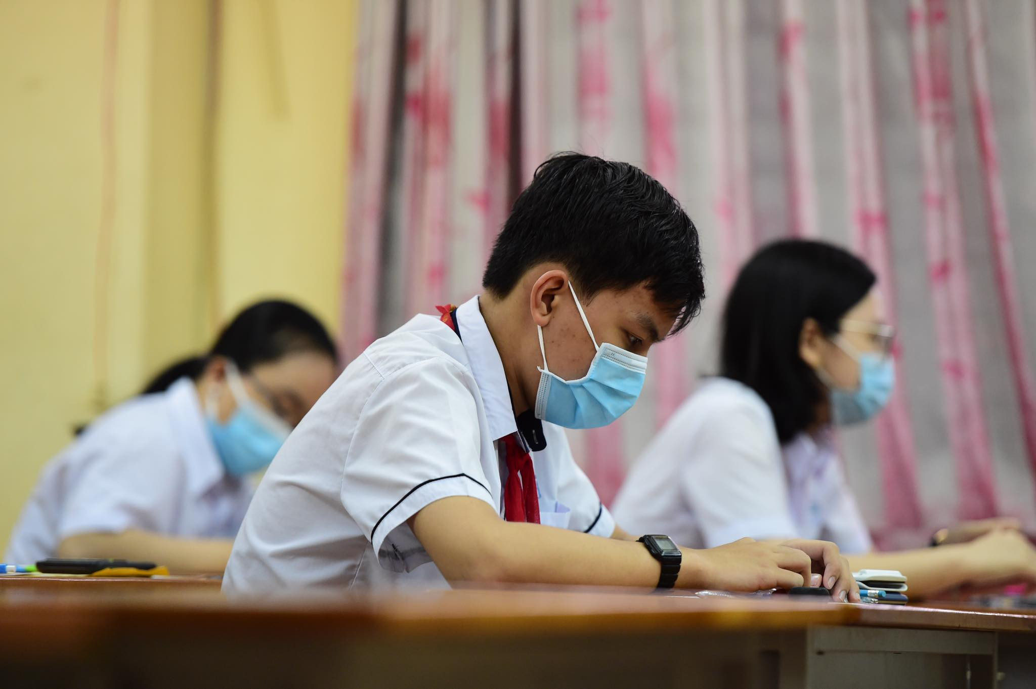 Đề kiểm tra học kỳ 1 môn Tiếng Anh lớp 10 Trường THPT Nguyễn Thị Minh Khai, TP Hồ Chí Minh