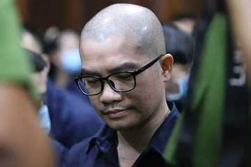 Chủ tịch địa ốc Alibaba Nguyễn Thái Luyện lãnh án tù chung thân