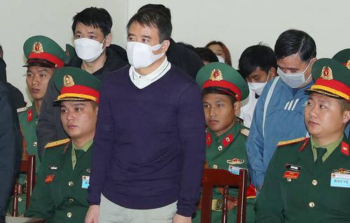 Cựu đại tá Nguyễn Thế Anh được giảm án từ chung thân xuống 22 năm tù