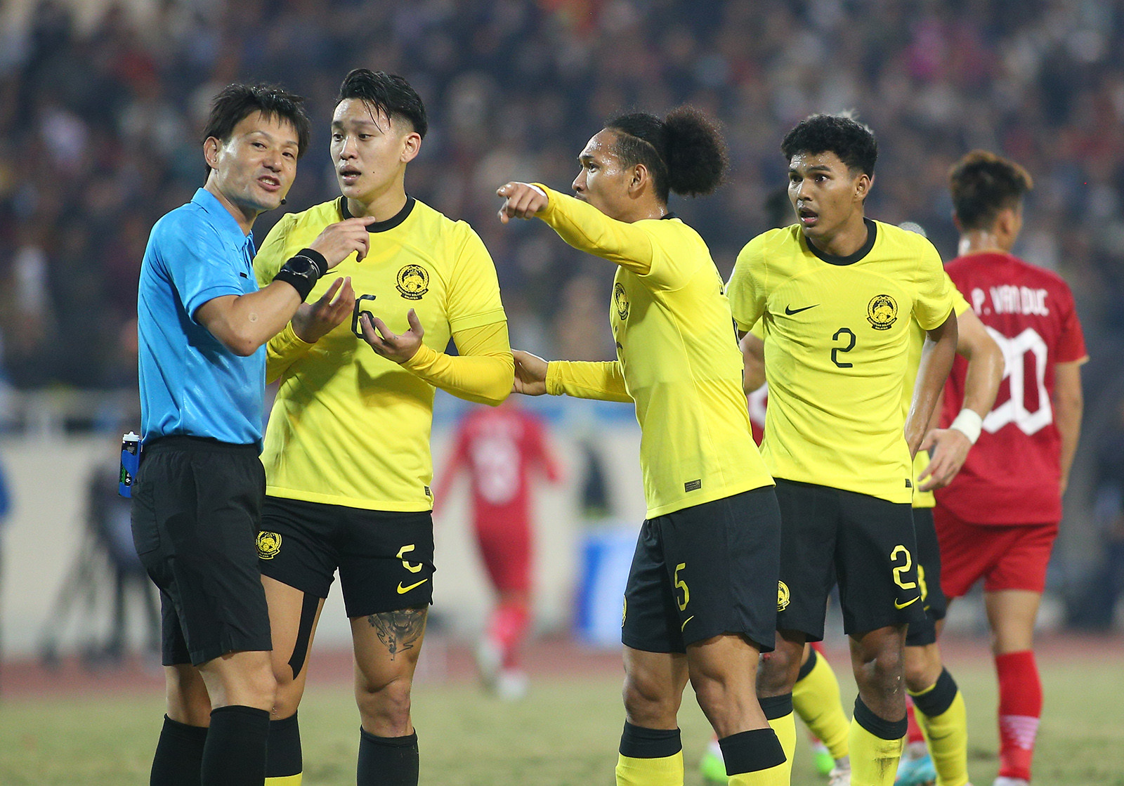 Malaysia kiện trọng tài cho tuyển Việt Nam hưởng penalty