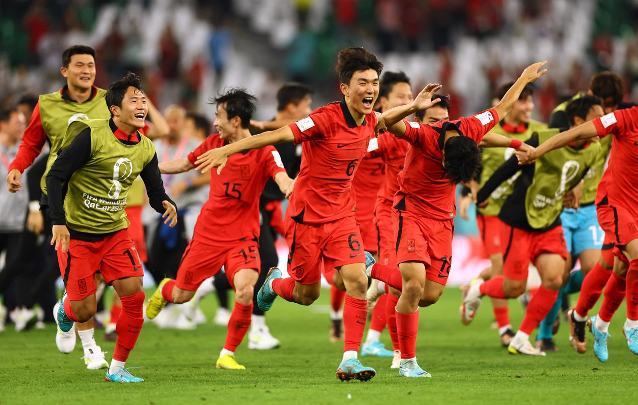 Bảng xếp hạng World Cup 2022 mới nhất: Hàn Quốc vào vòng 1/8