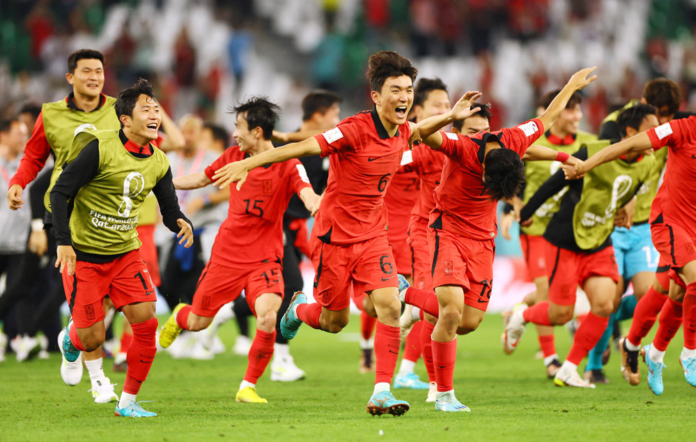 Video Hàn Quốc 2-1 Bồ Đào Nha: Thắng nghẹt thở phút bù giờ