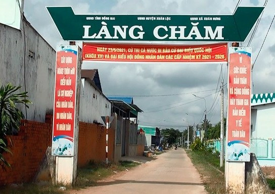 Làng Chăm Xuân Hưng thay đổi tích cực nhờ chuyển đổi cơ cấu cây trồng, vật nuôi