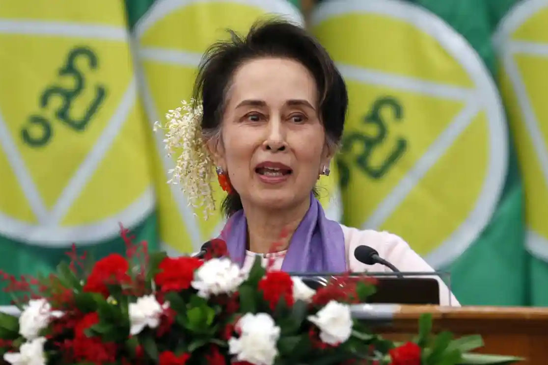 Bà Aung San Suu Kyi bị tuyên phạt thêm 7 năm tù giam