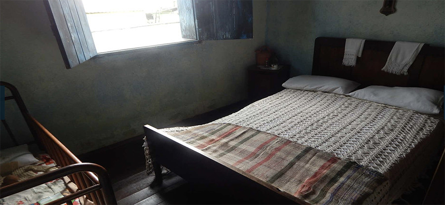 Phòng ngủ của bố mẹ Pele cũng nơi ông được sinh ra.