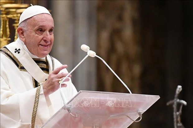 Pope Francis extends New Year greetings to Vietnam hinh anh 1