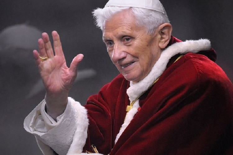 Cựu Giáo hoàng Benedict XVI qua đời