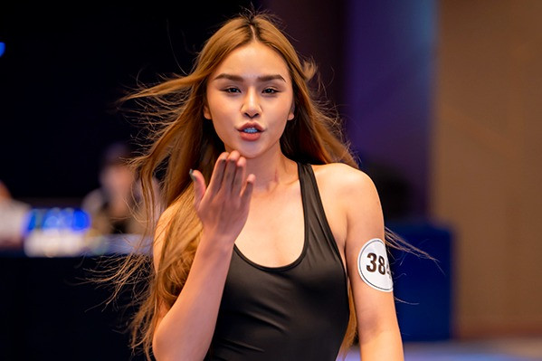 Đông đảo cựu thí sinh hoa hậu casting show thời trang của Đỗ Long