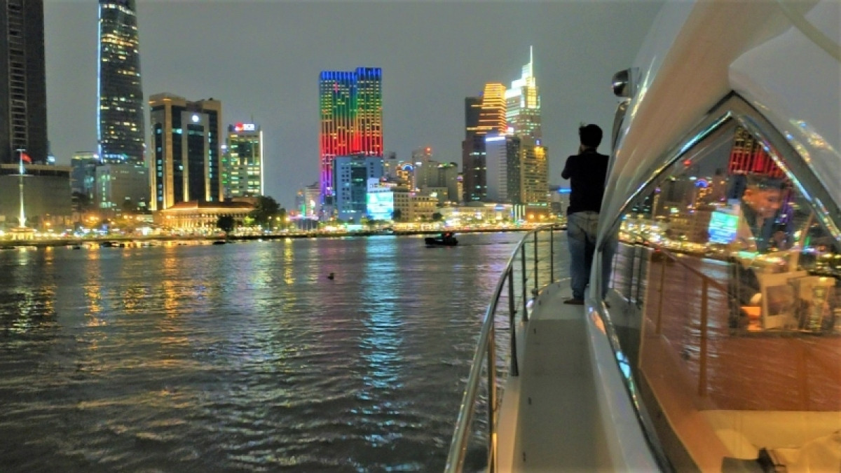 HCM City to launch overnight cruises along Saigon River