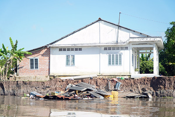 Vụ sạt lở ở Vĩnh Long: 13 căn nhà, 10ha đất rơi xuống sông