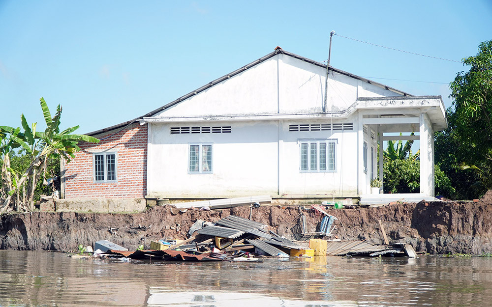 Vụ sạt lở ở Vĩnh Long: 13 căn nhà, 10ha đất rơi xuống sông