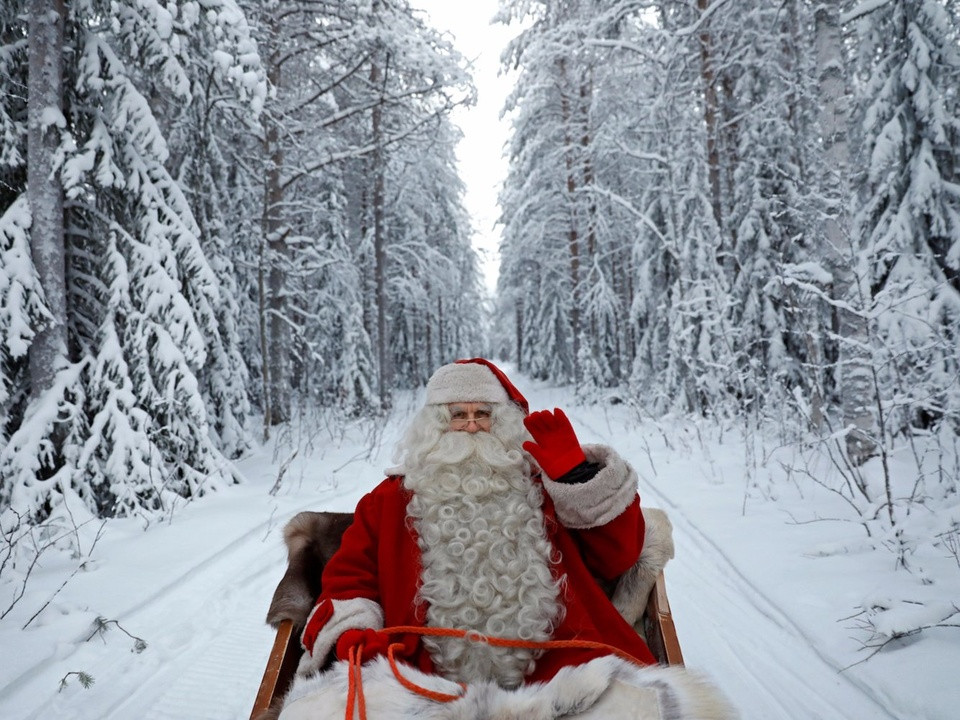 Ghé thăm 'ngôi làng ông già Noel' đẹp như cổ tích ở Phần Lan