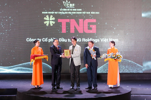 TNG Holdings Vietnam nhận giải ‘Doanh nghiệp đạt chuẩn văn hóa kinh doanh Việt Nam’