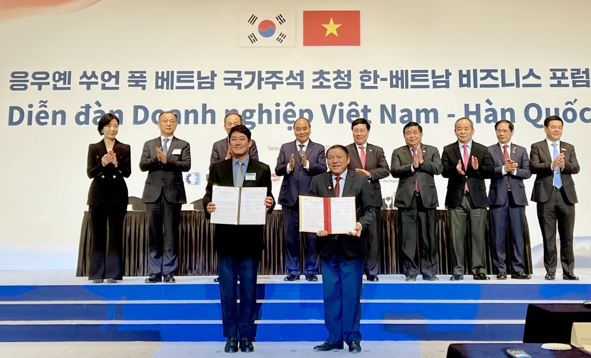 vietnam and rok sign mou on sports training picture 1