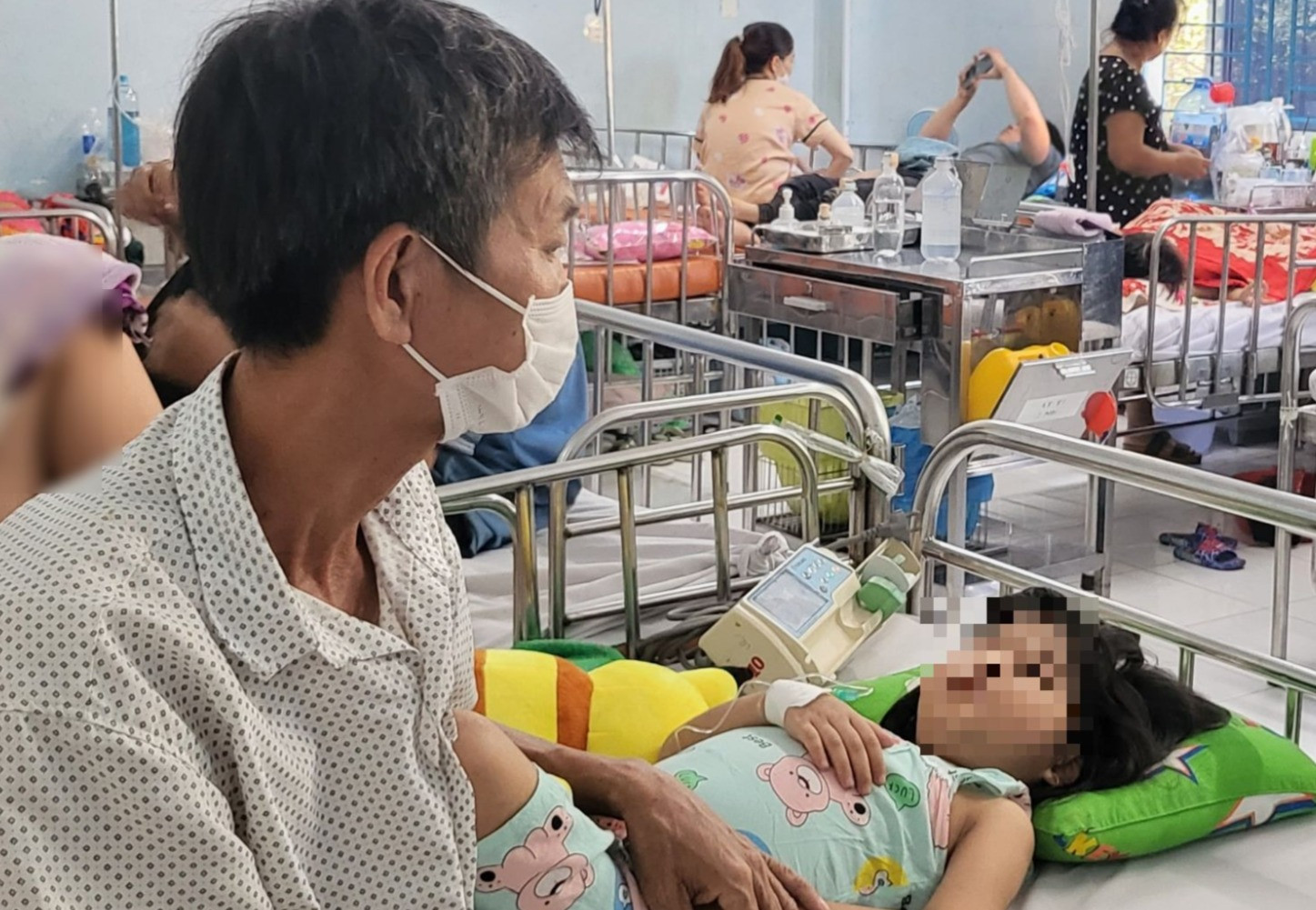Số bệnh nhi mắc viêm màng não ở TP.HCM tăng mạnh