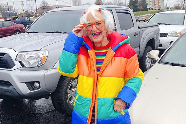 Cụ bà 94 tuổi chia sẻ bí quyết sống hạnh phúc: Luôn tử tế và mỉm cười