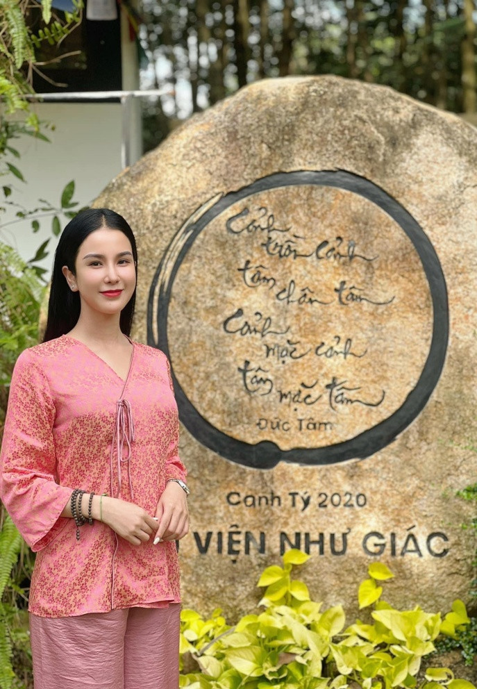 Sao Việt 10/12: NSND Tự Long khoe con trai, Diệp Lâm Anh bình yên giữa ly hôn