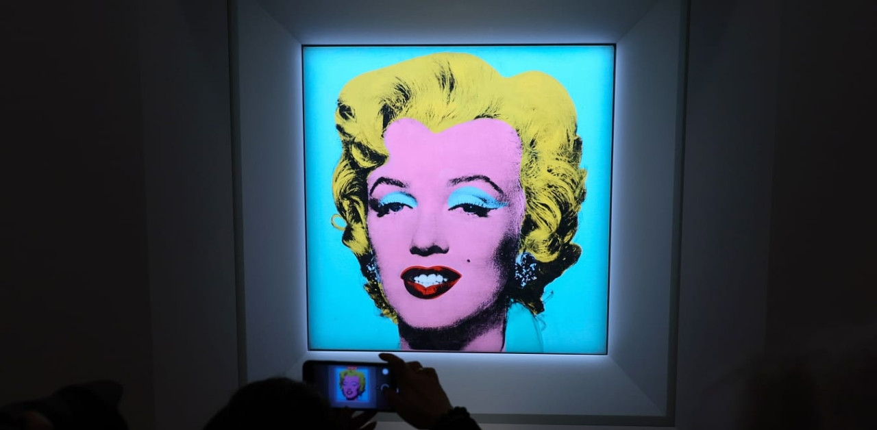 Marilyn Monroe portrait auctioned for 5 million