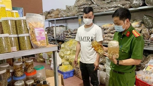 Đừng mất mạng vì tin “lang băm” trên mạng