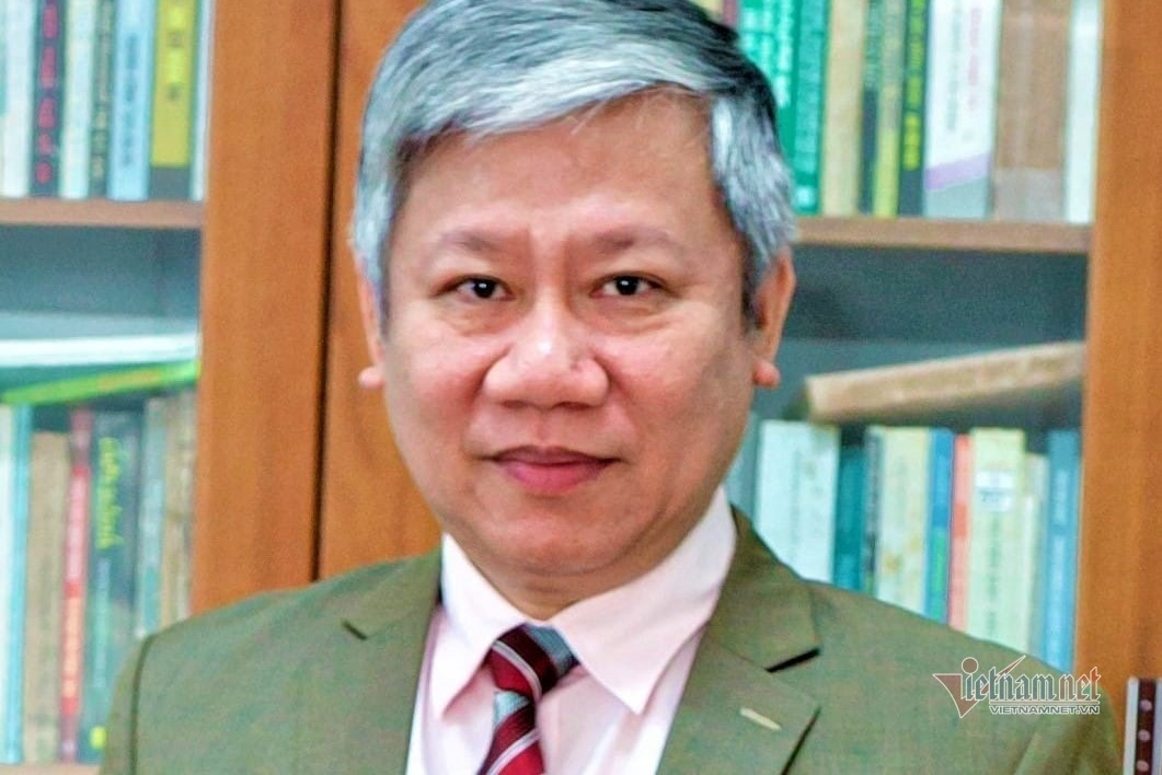 Professor of Literature: Vietnam's social sciences are no less, why 'lower standard' the doctorate?