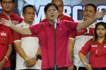 Ông Ferdinand Marcos Jr dẫn đầu cuộc bầu cử Tổng thống Philippines