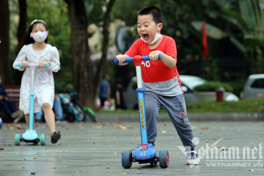 Thủ tướng yêu cầu xem xét điều chỉnh biện pháp phòng, chống dịch Covid-19