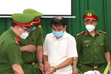 Bắt giám đốc CDC Hà Giang cùng 2 thuộc cấp liên quan đến vụ hối lộ của Việt Á