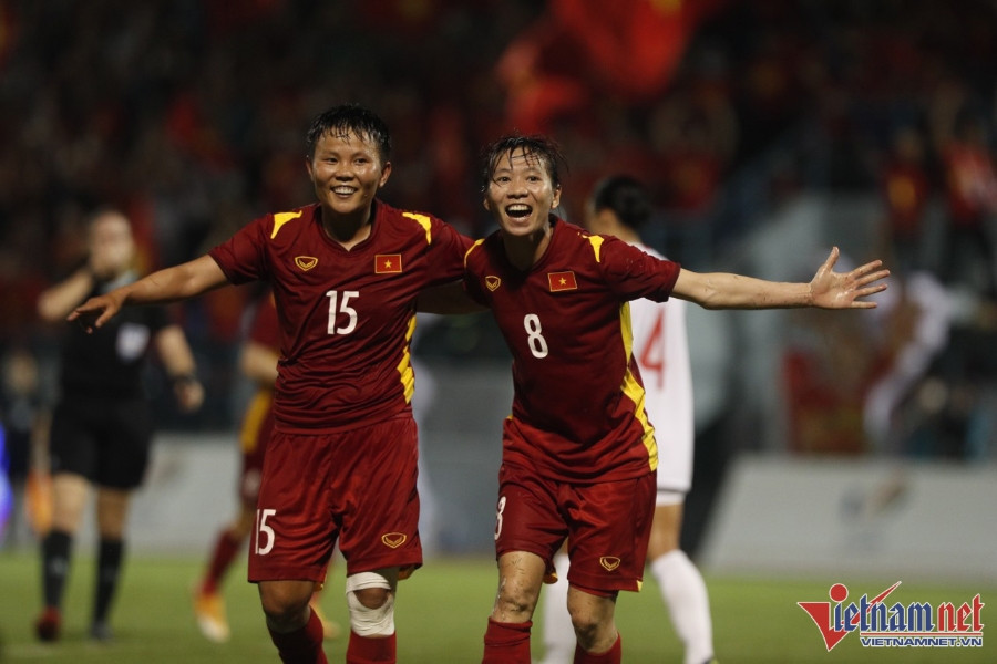 Coach Mai Duc Chung ordered the Vietnamese women’s team to forget the victory