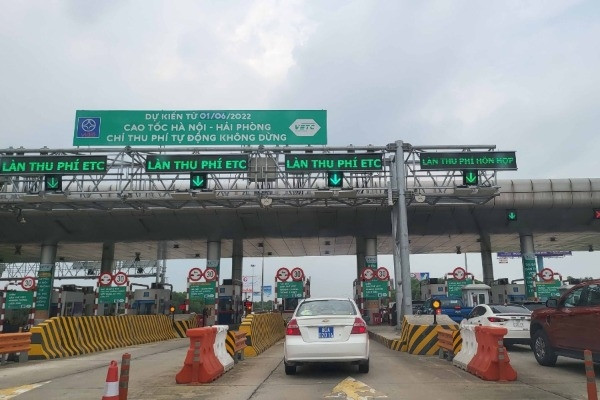 Từ 1/6, xe dán thẻ thu phí tự động mới được đi vào cao tốc Hà Nội - Hải Phòng