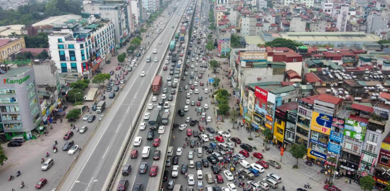 New regulations in Hanoi when many households sharing a land plot are acquired