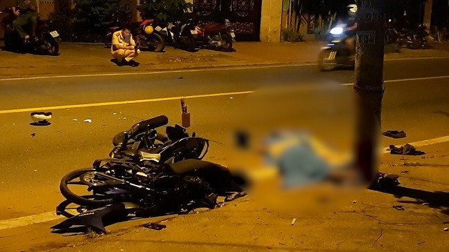 Hai nam thanh niên thương vong sau cú 'ôm cua tử thần'