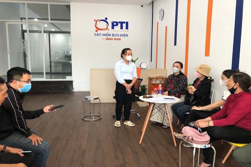 Khúc mắc chậm trả tiền bảo hiểm với khách hàng bị Covid-19