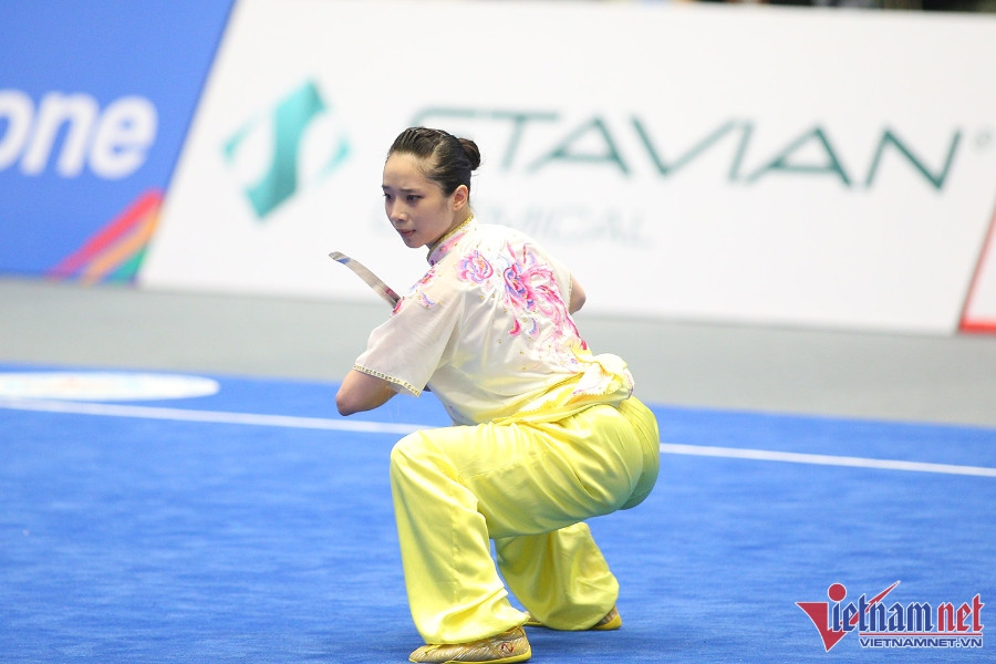 Dương Thúy Vi: Hoa khôi 'khất nợ' mẹ chàng rể