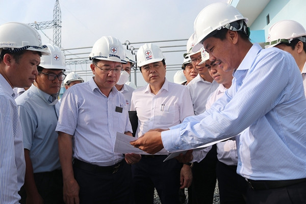 Gỡ vướng mắc mặt bằng dự án truyền tải điện đi qua tỉnh Bình Dương