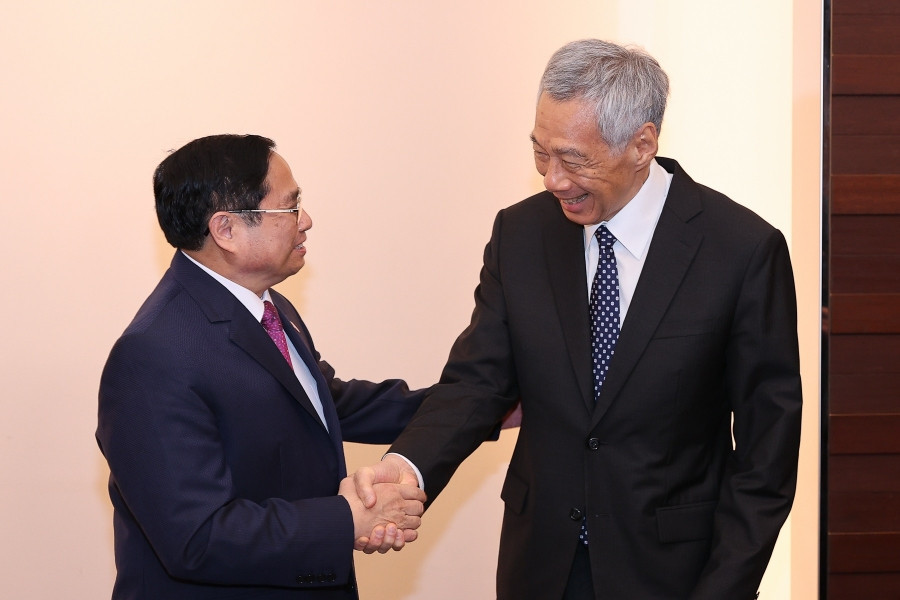 Thủ tướng đề nghị Singapore tăng học bổng đào tạo cán bộ quản lý của Việt Nam