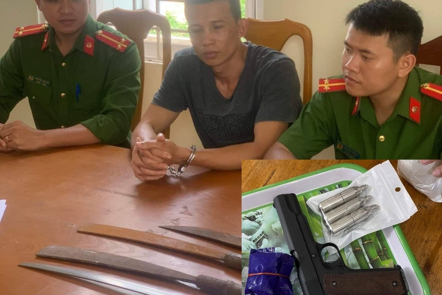 Bắt đối tượng tàng trữ hàng nghìn viên ma túy cùng nhiều súng, đạn