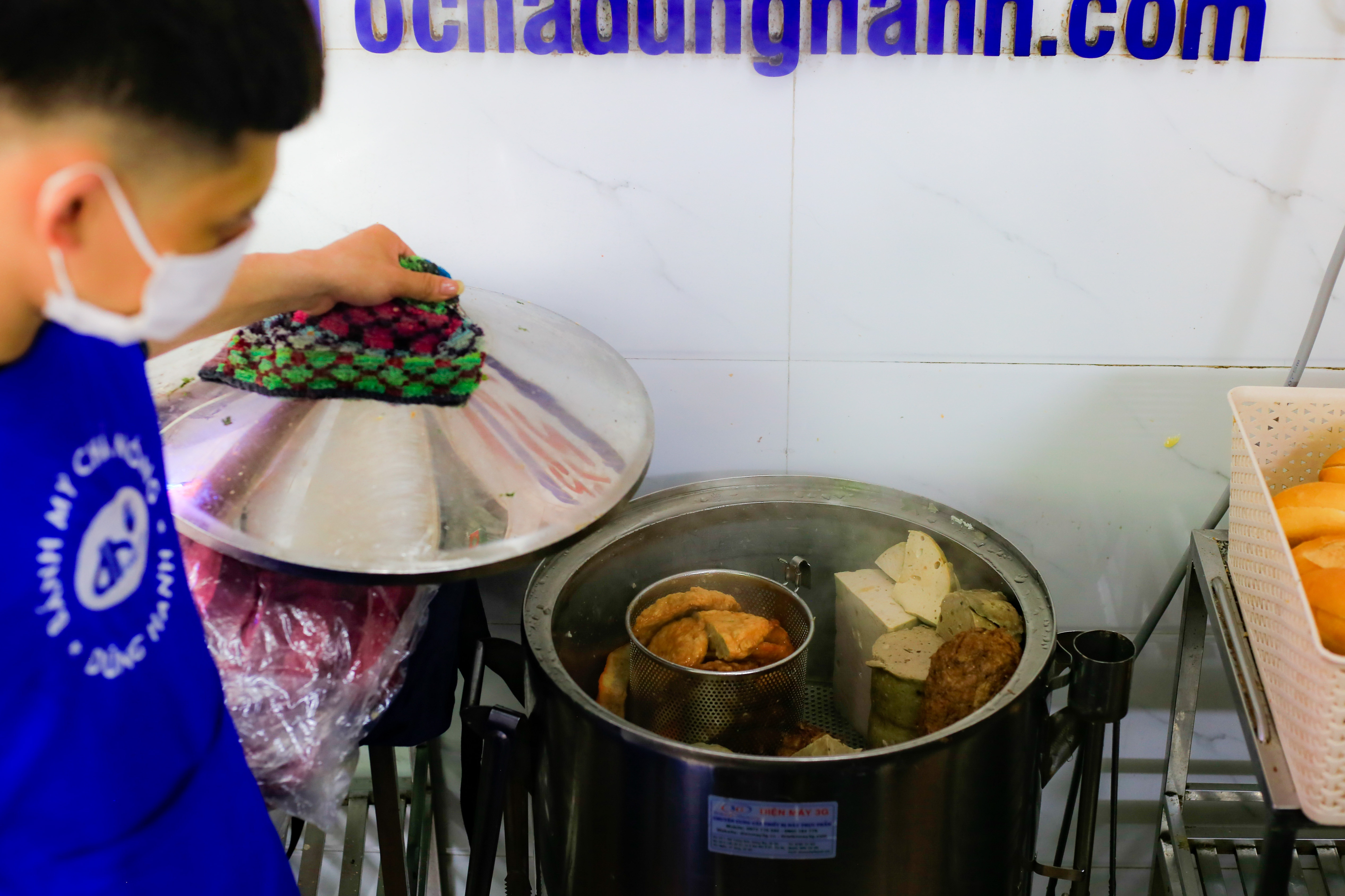 banh mi lau doi o Ha Noi anh 3