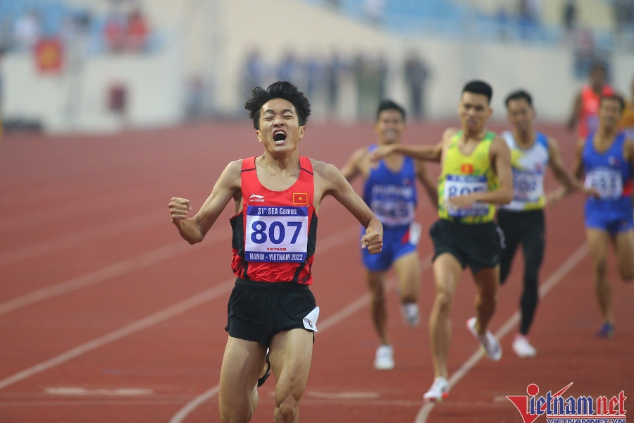 Thi đấu 'bùng nổ', điền kinh Việt Nam vẫn hụt 1 HCV ngày ra quân SEA Games 31