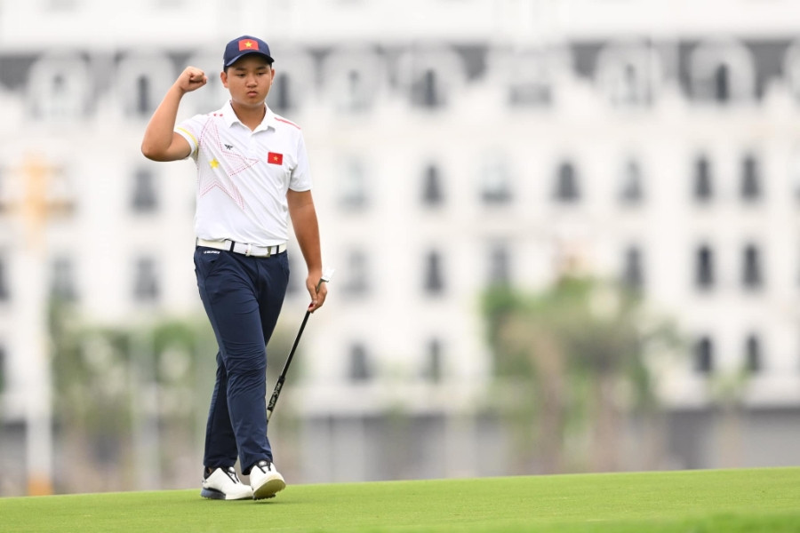 The Vietnamese golf team did something unprecedented at the 31st SEA Games