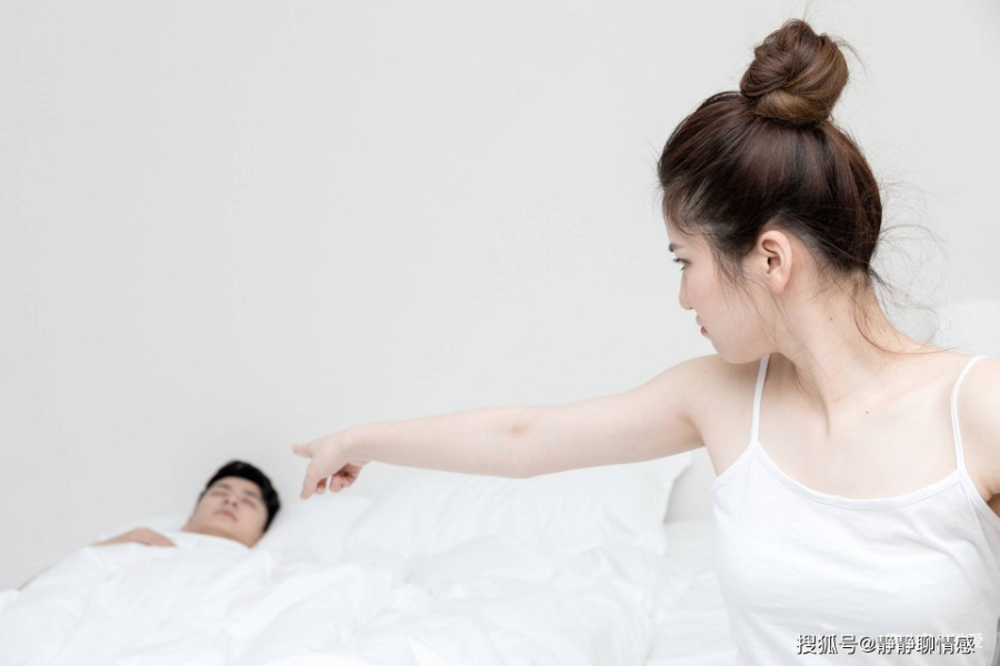 Vợ chồng mới cưới một tháng đã ly hôn, lý do là bức xúc chung của đàn ông