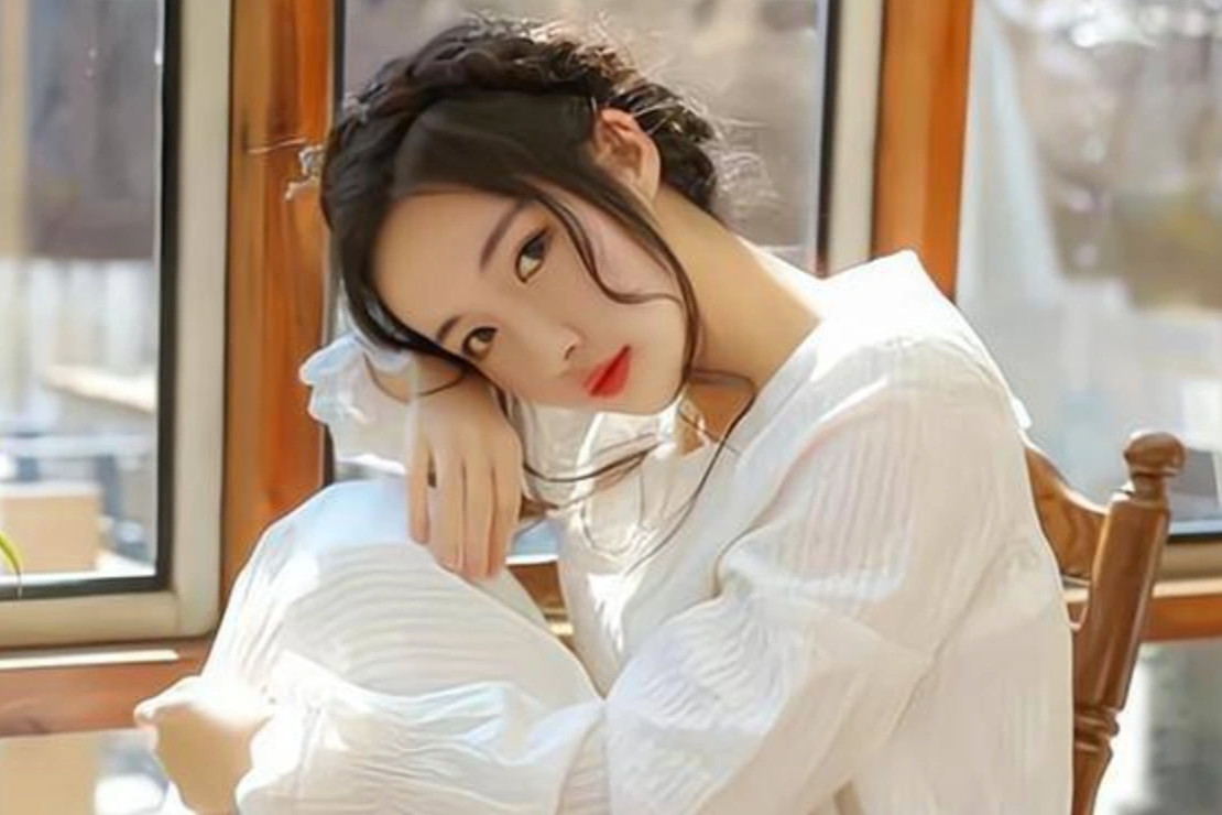 Phụ nữ từng trải trong chuyện yêu sẽ có những đặc điểm này - 1