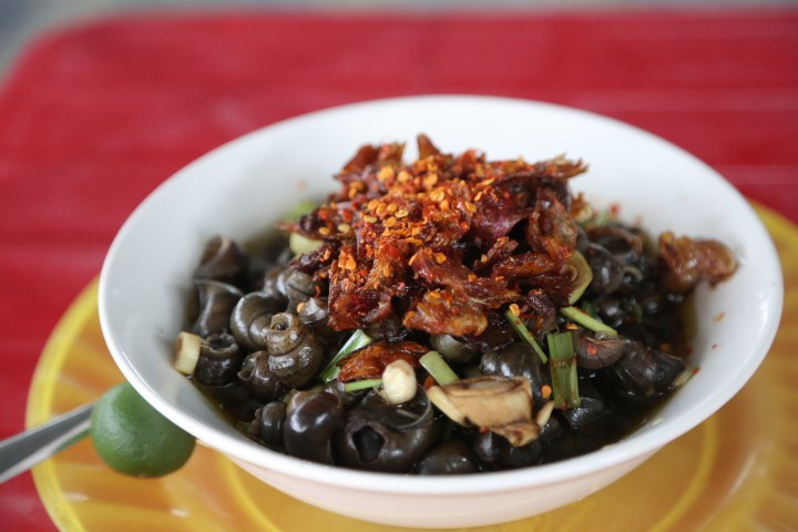 Quán ốc hút gần 3 thập kỷ ở Hội An, bà chủ ngày bán hơn nửa tấn - 4