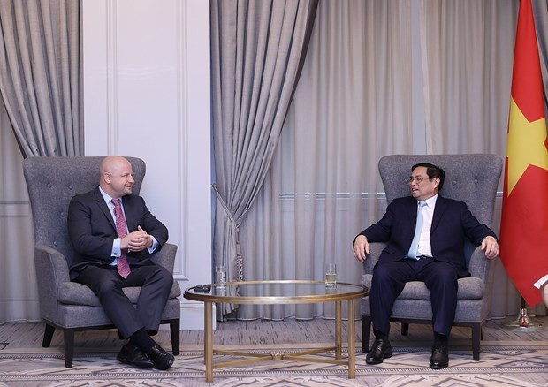 Vietnamese PM receives leaders of US companies in New York hinh anh 2
