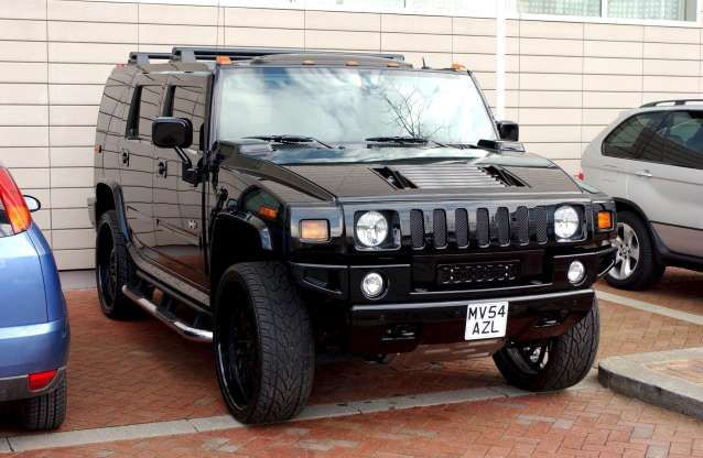 The bunker car Hummer H2 is also present in David Beckham's garage.