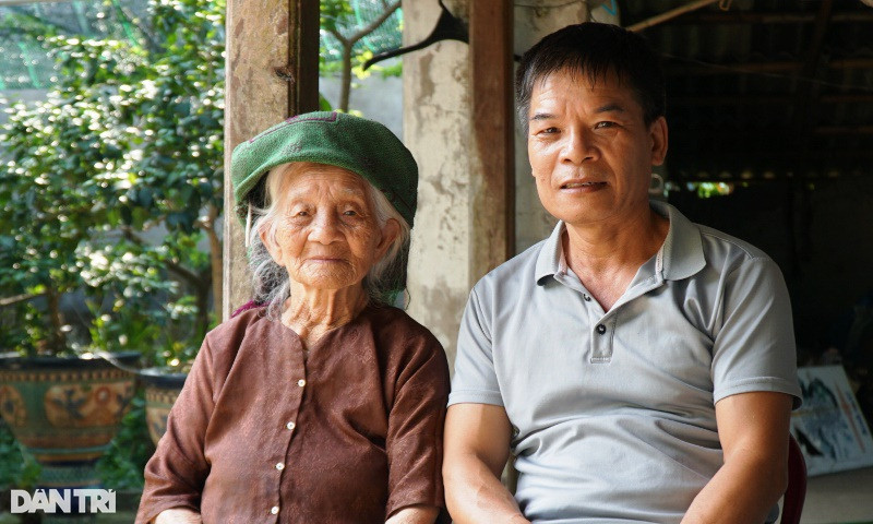 The oldest woman in Vietnam, with 114 descendants, still sneaks... trading - 5