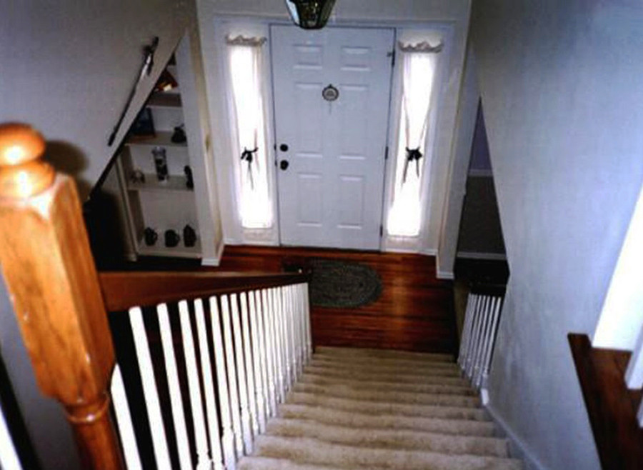 Rules of feng shui stairs to remember to avoid family failure