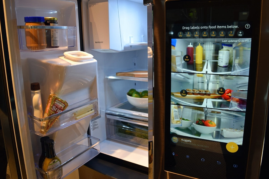 Người tiêu dùng cần lưu ý điều gì khi mua tủ lạnh thông minh?