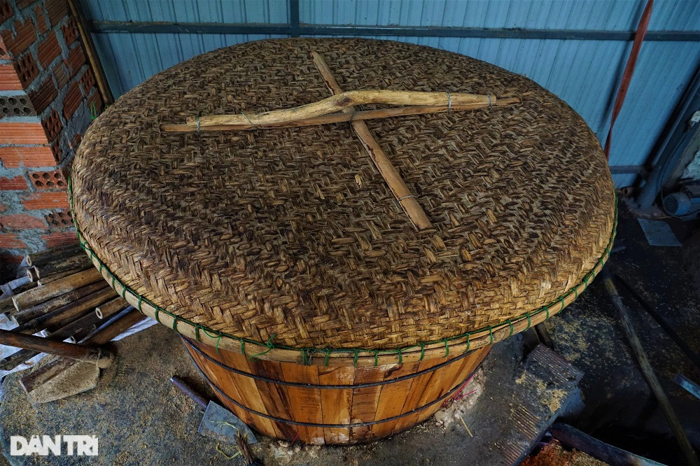 Độc đáo nghề ép đậu phộng chảy ra... vàng - 5